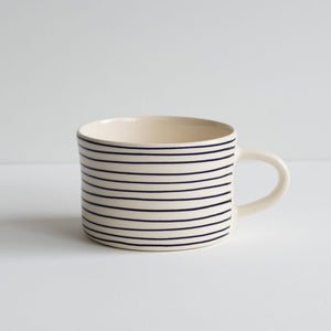 Graphite stripe mug