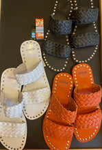 Load image into Gallery viewer, Hand made Leather Sandals
